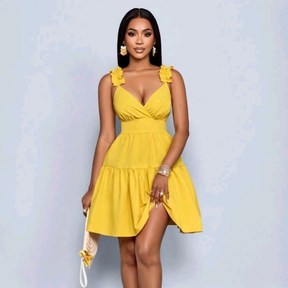 Women's Spring Summer Fashion Solid Color Loose Casual Back Cut-Out Look - Picture 3 of 4